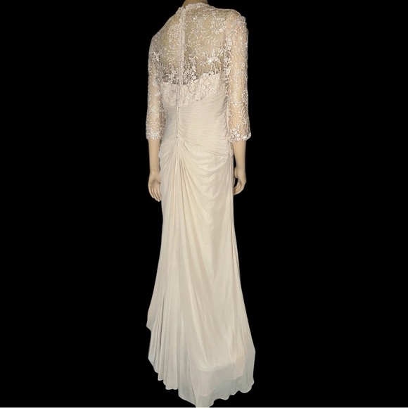 Montage by Mon Cheri Criss Cross Ruched Lace Evening Gown size 14 - Picture 7 of 10